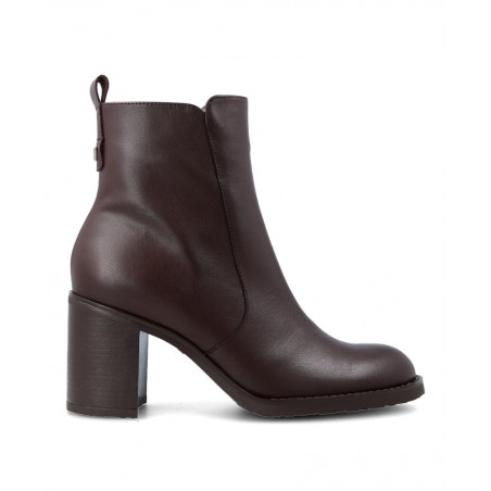 Wonders I-9205 medium heel ankle boots