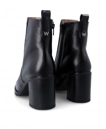 Women's leather ankle boots Wonders I-9205