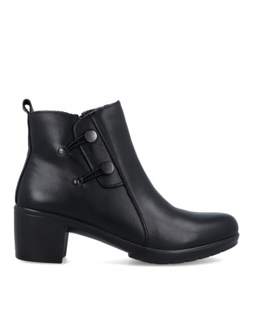 Happy Monk Altea studded ankle boots 015