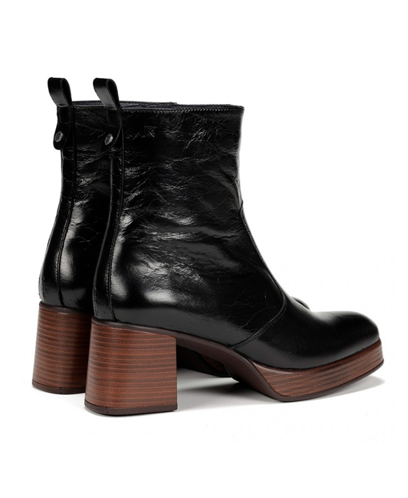 Dorking D9157 leather ankle boots