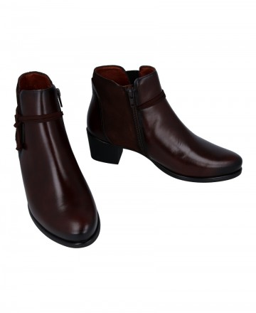 Desireé Neus 22 womens ankle boots