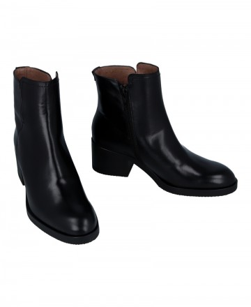 Women's classic ankle boots Wonders G-6240