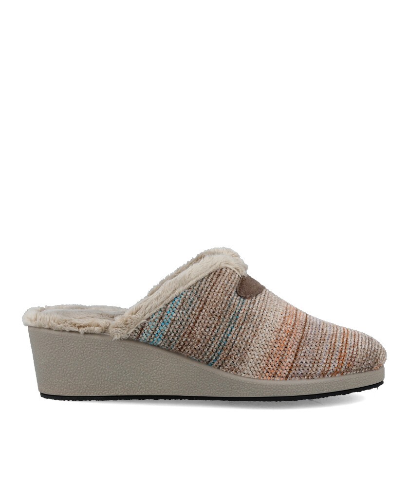 Warm house slippers Garzon 175.524