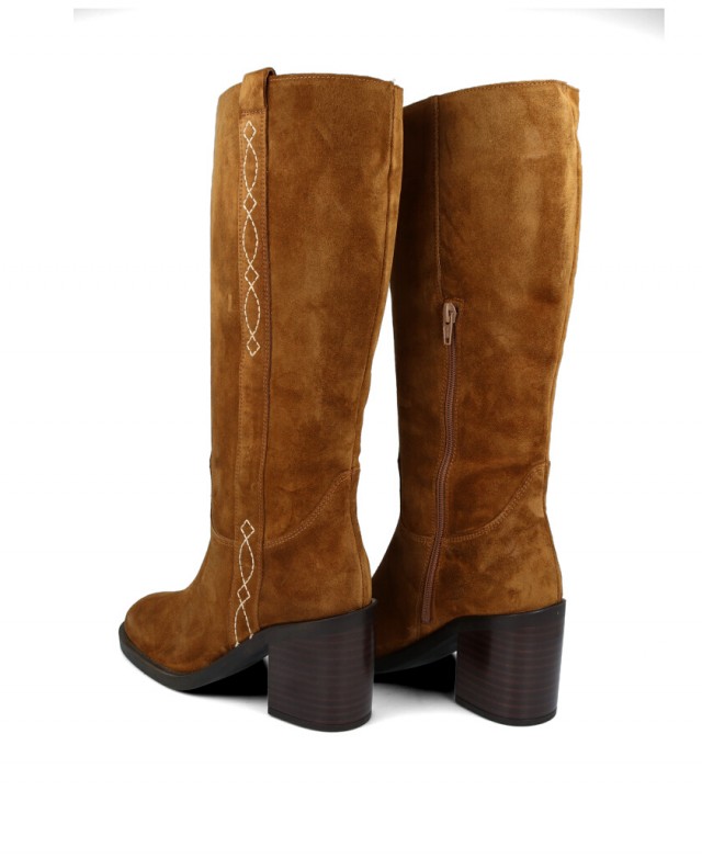 Botas para mujer en color cuero Caracteristicas tacon 6 cm zapato de estilo casual suela de goma termoplastica exterior piel de Botas para mujer en color cuero Caracteristicas tacon 6 cm zapato de estilo casual suela de goma termoplastica exterior piel de