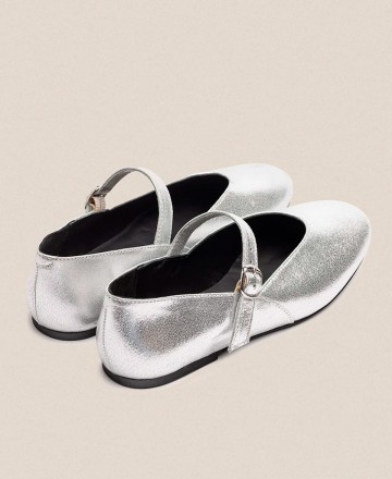 Yokono ARI-001 Adjustable Buckle Ballerinas