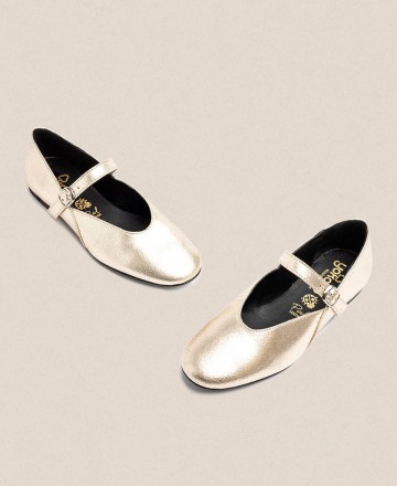 Golden ballerinas with buckle Yokono ARI-001