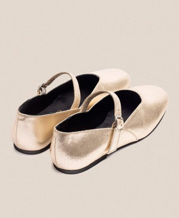 Golden ballerinas with buckle Yokono ARI-001