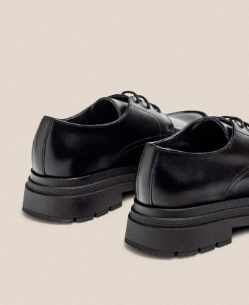 Yokono CHAM-002 Lace-Up Loafers