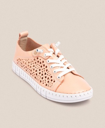 Yokono FLOW-002 Lace-Up Sneakers