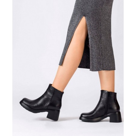 Wonders Rubi round toe casual ankle boots