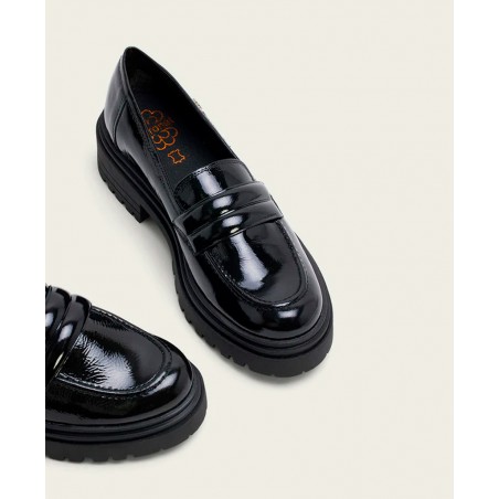 Porronet Faye 4621 patent leather moccasins