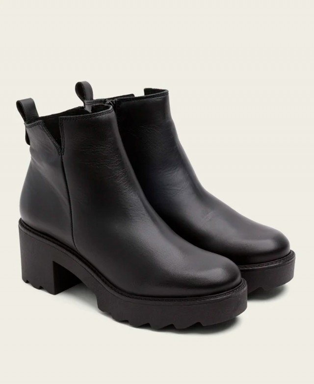 Porronet Mila 4676 casual leather ankle boots with zipper Porronet Mila 4676 casual leather ankle boots with zipper