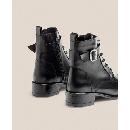 Yokono Mons flat lace-up ankle boot with zipper