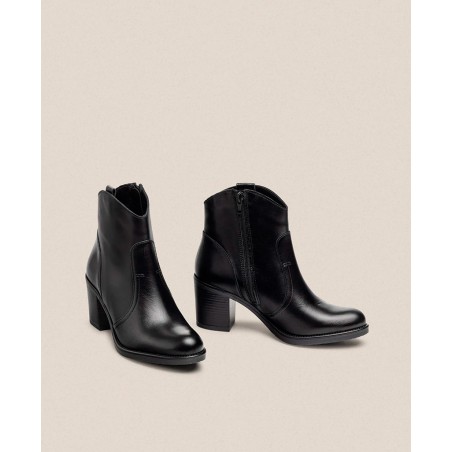 Yokono Orne leather heeled boot