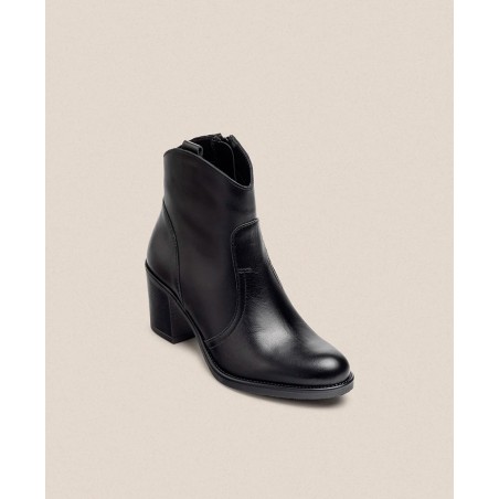 Yokono Orne leather heeled boot