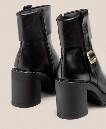 Yokono Tuna-005 mid-heeled ankle boots