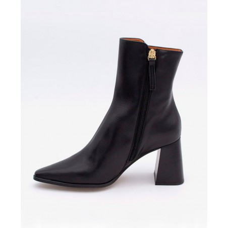 Angel Alarcon Tridas Square Toe Ankle Boots