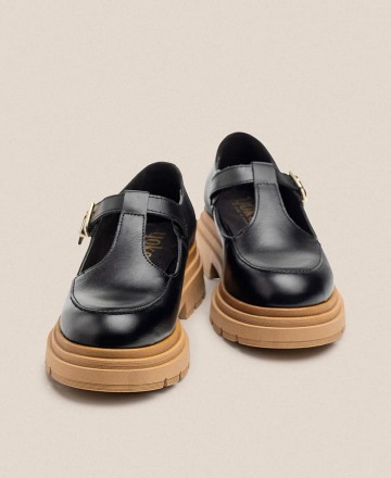 Yokono Cham 003 Buckle Flat Loafers