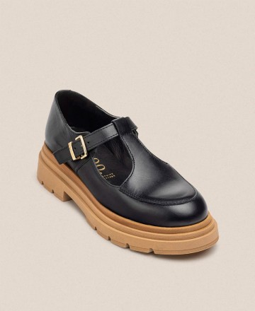 Yokono Cham 003 Buckle Flat Loafers