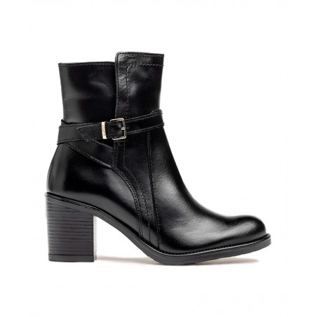 Yokono Orne 001 zipped heeled boot