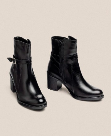 Yokono Orne 001 zipped heeled boot