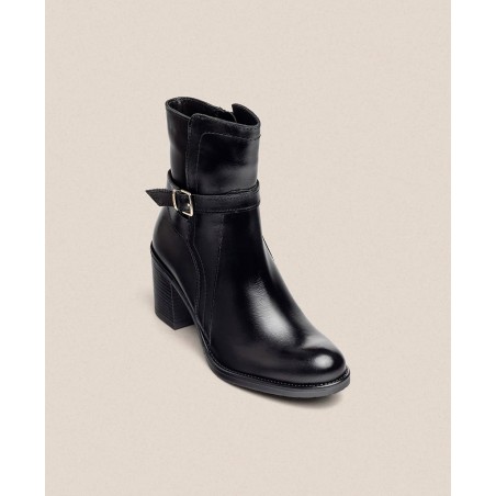 Yokono Orne 001 zipped heeled boot