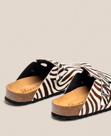 Yokono Zueco 599 Zebra Print Flat Shoe Clog