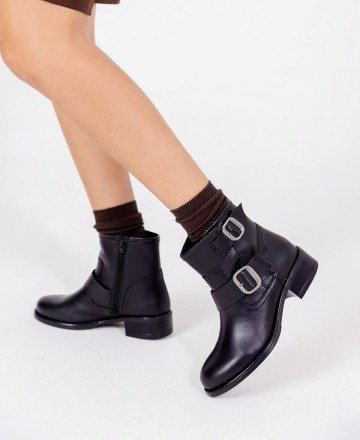 Yokono Mons Double Buckle and Zipper Ankle Boots