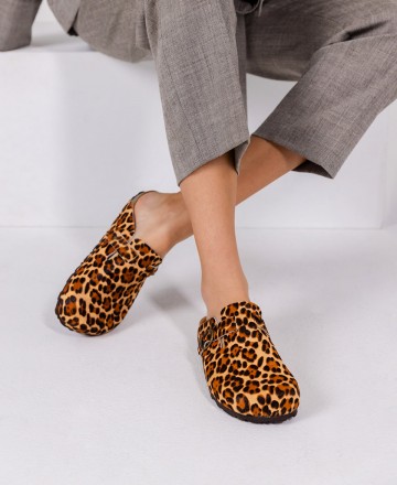 Yokono Zueco 599 Adjustable Buckle Leopard Shoes