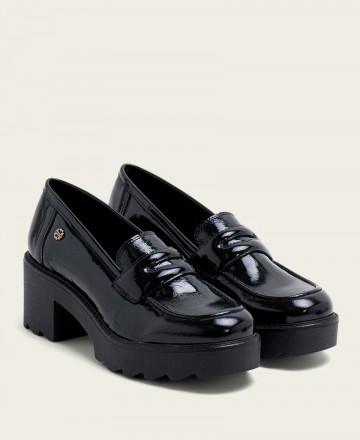 Porronet Maddy 4671 patent leather heeled platform loafers