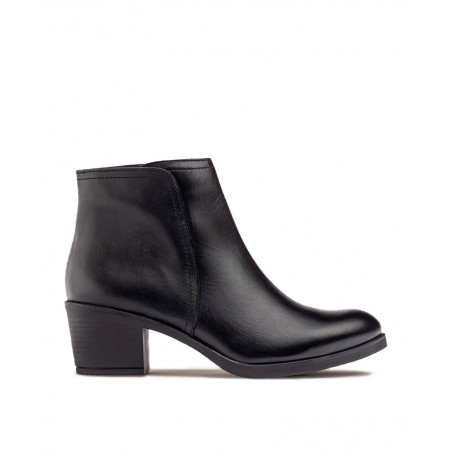 Yokono Lille 016 versatile heeled ankle boots with zipper