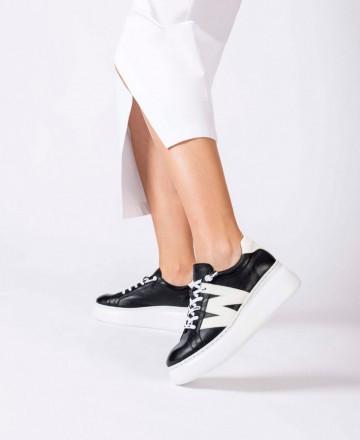 Wonders Dorita A-2660 Textured Leather Sneakers