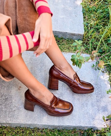 Angel Alarcon Gadea 24591-5436C leather loafers with heels