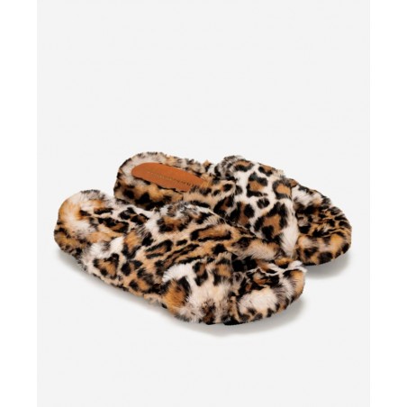 Leopard print sneakers Macarena Lara