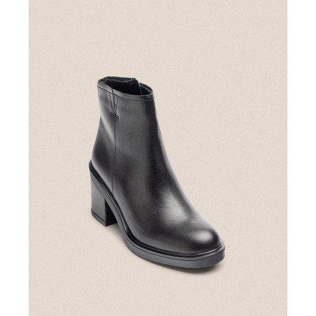 Yokono Mire 002 smooth leather heeled ankle boots