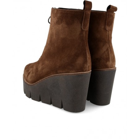 Alpe 4553 wedge ankle boots with zip