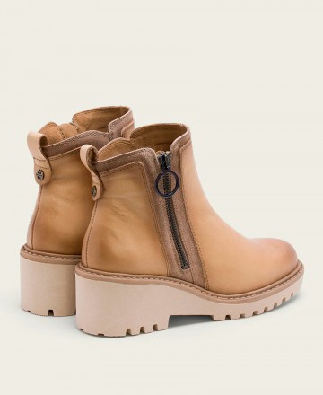 Ankle boots with track sole Porronet Leona 4665