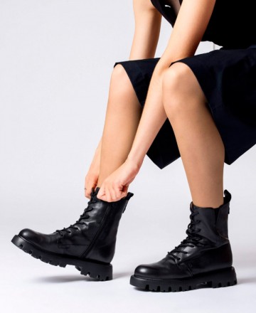 Wonders Camila military ankle boots