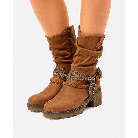 Botas de mujer con cremallera lateral Mustang Doris