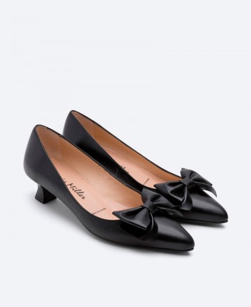 Patricia Miller 6479 Nalon pumps