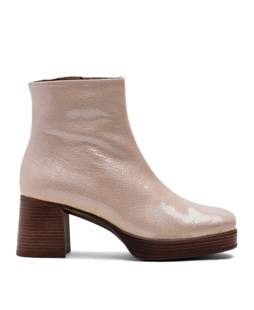 Patricia Miller Yaltes 6412 wide heel ankle boots