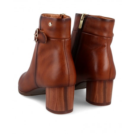 Ankle boots with side buckle Pikolinos Calafat W1Z-8588