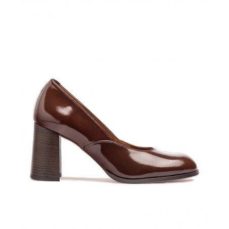 Yokono Loir 001 heeled court shoe