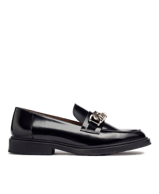 Wonders Suri B-9130 Chain-embellished loafer