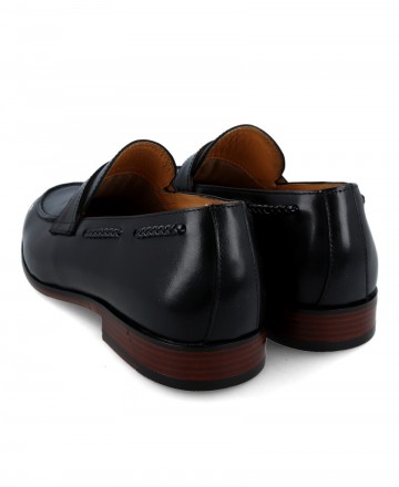 h2Mocasines clasicos de hombre Yonghe SH218 1 h2 pLos mocasines clasicos Yonghe SH218 1 en color negro son la eleccion perfecta