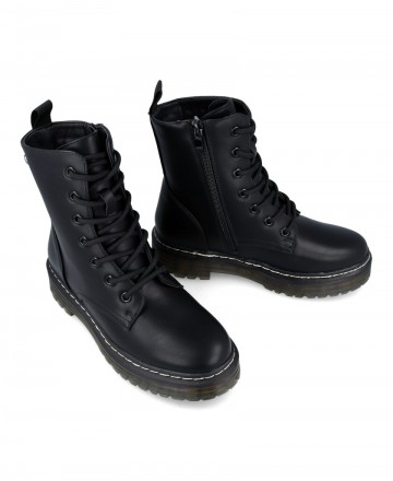 h2Bota militar negra mujer D Angela DRB 22222 h2 pbBota militar negra para mujer D Angela DRB 22222 b con cierre de cordones y 