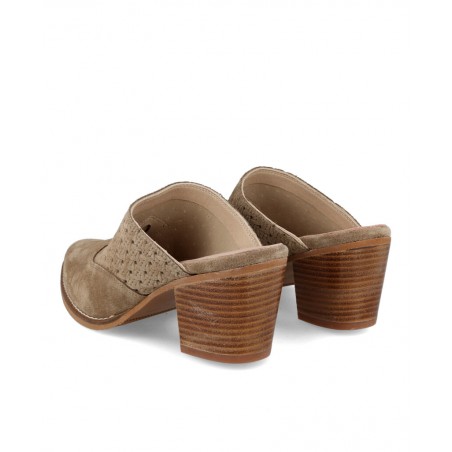 Split leather clogs with heel Kissia 925