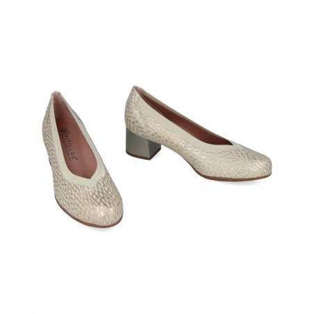 Pitillos V-neck pumps 10460