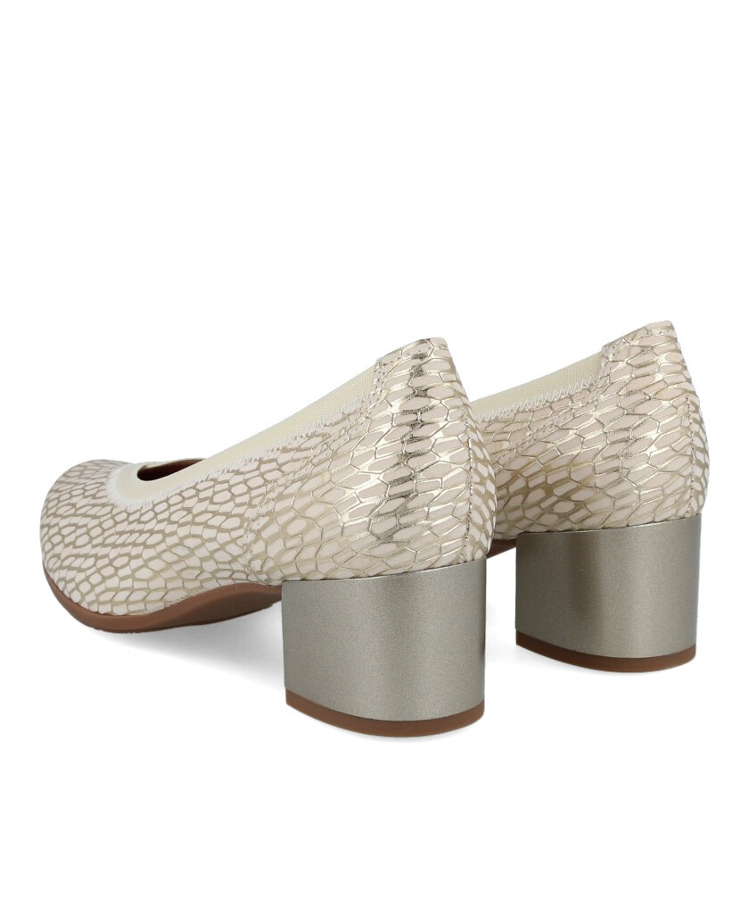 Zapatos de salón con escote V Pitillos 10460