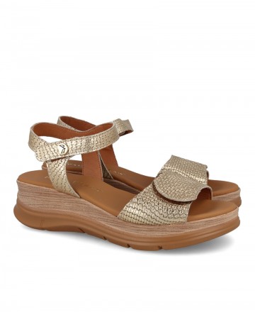 Sandalias metalizadas Paula Urban 24-634